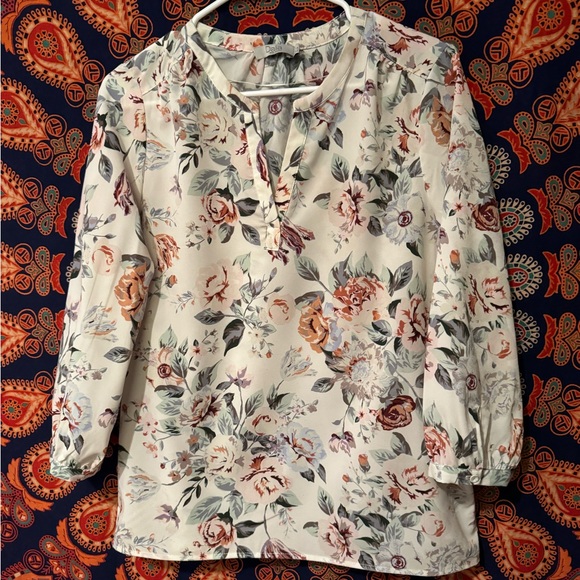 ❤️ Dalia Floral Print Blouse size medium - Picture 14 of 15